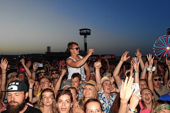 Bild 2: Bilder vom Soutside 2022: So feierten die Fans am Samstag auf den Konzerten