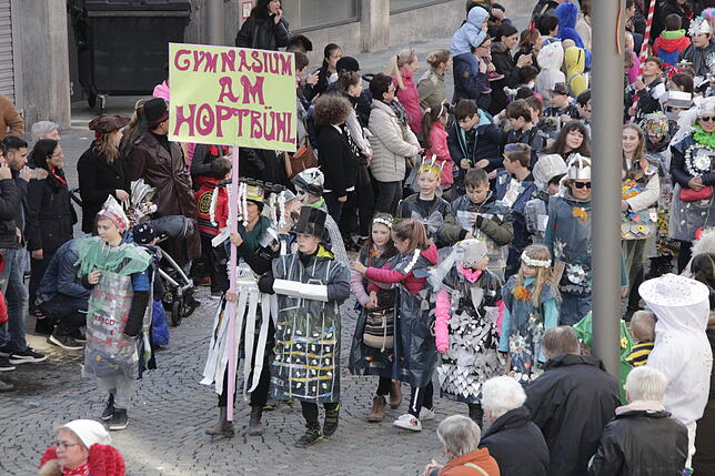 Bild 35: Bilder vom großen Kinderumzug von oben – Teil 2