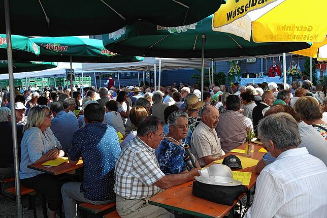 Bild 23: Bilder von der Reiterprozession zum Jubiläumsfest der Blutreitergruppe Oberteuringen