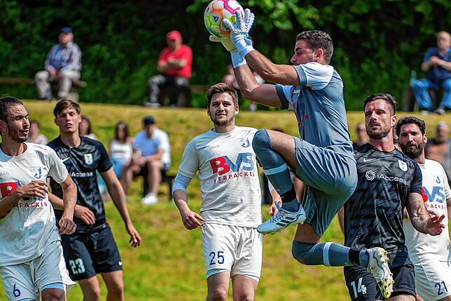 Bild 4: FC Erzingen bezwingt FC Wolfenweiler-Schallstadt mit 1:0 &ndash; und wir haben Bilder!