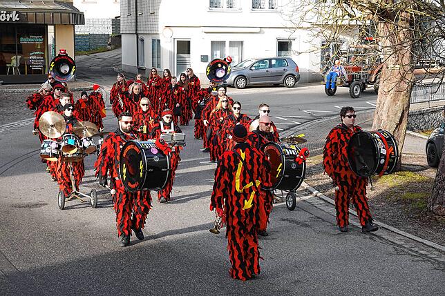 Bild 22: Hier sind die besten Bilder vom Narrenbaumstellen in Görwihl