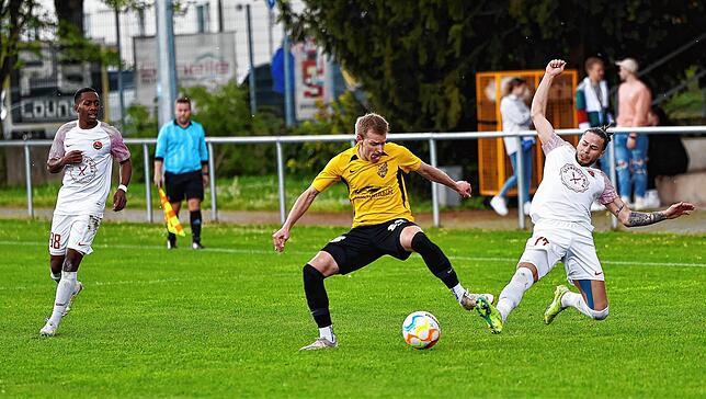 Bild 5: Die besten Bilder vom Landesliga-Spiel zwischen dem TSV Singen und dem FC Gutmadingen