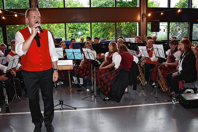 Bild 1: Das Sommerfest in Ühlingen