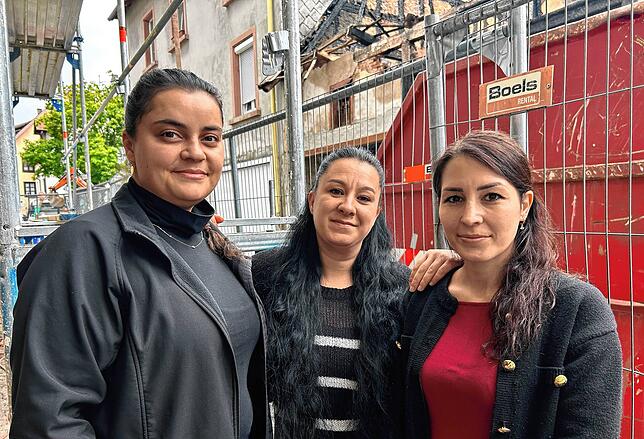 „Ohne mein Team ginge es nicht.“ Tugce Atik Ünal (von links) mit ihren Kolleginnen Deniz Demasi und Ezgi Irmak.