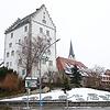 Der Bürgerentscheid zum Umzug des Rathauses ins Bischhofsschloss Markdorf ist noch immer Gesprächsthema. Studenten der Universität ...