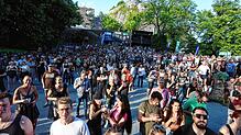 Bild : Flogging Molly erobert beim Hohentwielfestival die Herzen der Fans im Sturm (Teil I)