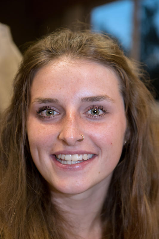 Tatjana Sauter (25), Studentin: "Im Dorf und doch abgelegen. Wenn wir Party machen stört das keinen!"
