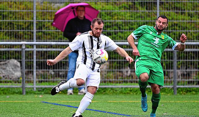 Bild 27: FC Wittlingen setzt sich mit 2:0 beim SV Herten durch &ndash; und wir haben Bilder!