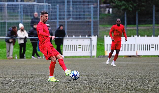 Bild 24: Unsere Bildergalerie des Verbandsliga-Duells zwischen dem ESV Südstern Singen und dem Offenburger FV