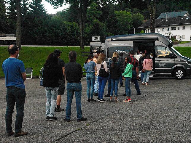 Groß war der Andrang von Impfwilligen an der ersten Station des Impfbusses in Herrischried.