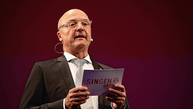 Für ihn war es die erste Veranstaltung dieser Größe seit seiner Wahl im Mai: Der Vorstandsvorsitzende von Singen aktiv, Wilfried Trah.