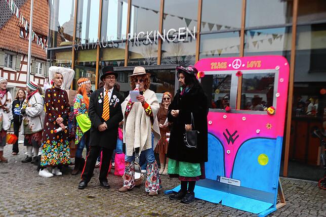 Bild 8: Fasnacht in Frickingen: So wurden die Hippies im Rathaus abgesetzt – Jetzt die besten Bilder sehen!