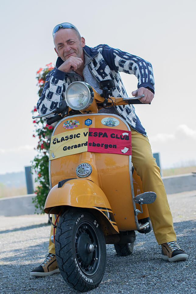 Bild 2: Dolce Vita am Bodensee: Das größte Vespa-Treffen in der Region zieht hunderte Freunde des italienischen Kult-Rollers an