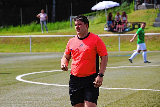 Bild 42: Die besten Bilder vom Bezirksliga-Spitzenspiel FV Tennenbronn gegen FC Furtwangen