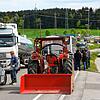 Schon mehrfach haben sich die Bewohner von Randen und Zollhaus mit Straßenblockade für den Bau der Ortsumfahrung der B 27 eingesetzt. ...