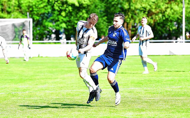 Bild 10: SV Blau-Weiß Murg besiegt den FC Wittlingen mit 4:3 – und wir haben Bilder!
