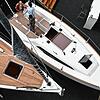 Besucher schauen sich in der Messehalle in Friedrichshafen die Neuigkeiten der Bootbranche an. 2024 findet die Messe nicht mehr neun, ...