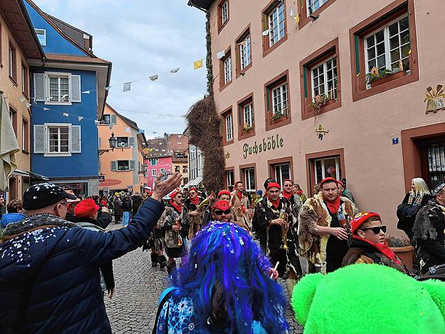 Bild 32: Großer Umzug am Fasnachtsmändig - Bilder