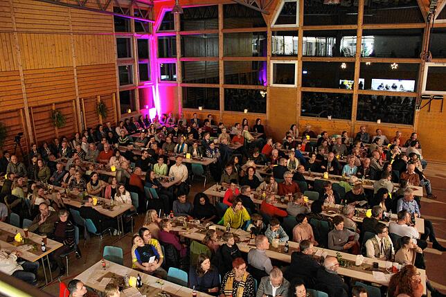 Das Publikum in der vollbesetzten Bundschuhhalle war vom Programm des Jahreskonzerts restlos begeistert.