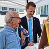 Unter anderem beim Abendmarkt konnten die Bürger ihre Stimmen für die Projekte abgeben. Bei der Vorstellung der Projekte war auch OB ...