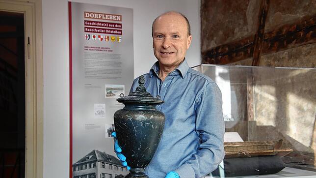 Im Radolfzeller Stadtmuseum beleuchtet derzeit noch eine Sonderausstellung die Geschichte der Ortsteile – diese zeigt auch Überbleibsel ...