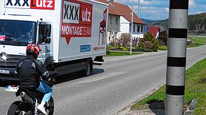Rückgang der Geschwindigkeitsüberschreitungen in Aulfingen. Diese Säule soll noch dieses Jahr um einige Meter in Richtung Kirchen-Hausen ...
