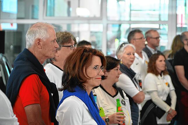 Bild 29: Deutschland – Schweiz: Die schönsten Bilder vom Public Viewing in Tiengen