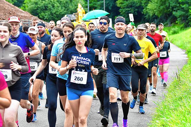Bild 11: Omar Tareq und Michaela Gertis gewinnen den 34. Wehratallauf – und wir haben Fotos!