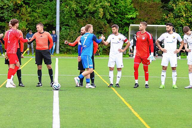 Bild 4: SV 08 Laufenburg besiegt den SC Lahr mit 3:0 – und wir haben Fotos!