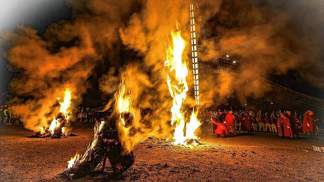 Die Narren in der Region wie hier in Radolfzell nehmen Abschied von der Fasnacht 2025.