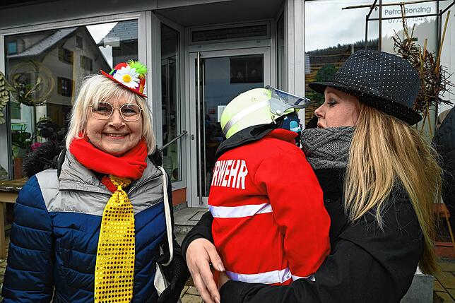 Bild 21: Bilder vom Pfrieme-Stumpe Jubiläumsumzug in Tennenbronn