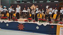 Die Jugendkapelle Uhldingen-Mühlhofen erlebt eine Sternstunde auf der Bühne. Die Musiker gewinnen die Herzen des Publikums beim ...