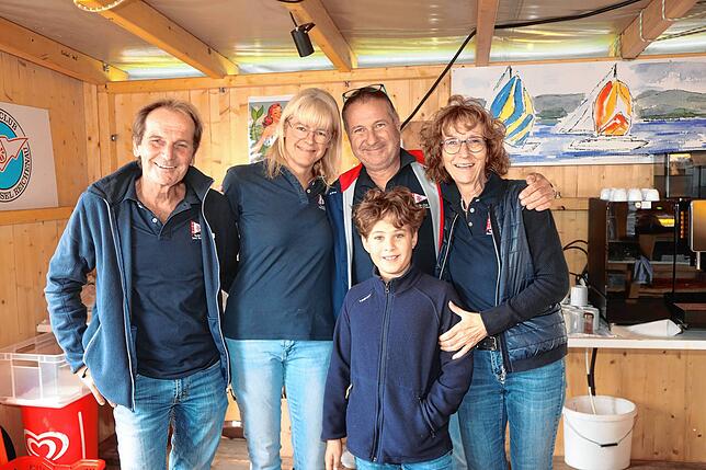 Bild 36: Reichenauer Weinfest 2025: Am Sonntag wird noch einmal miteinander angestoßen