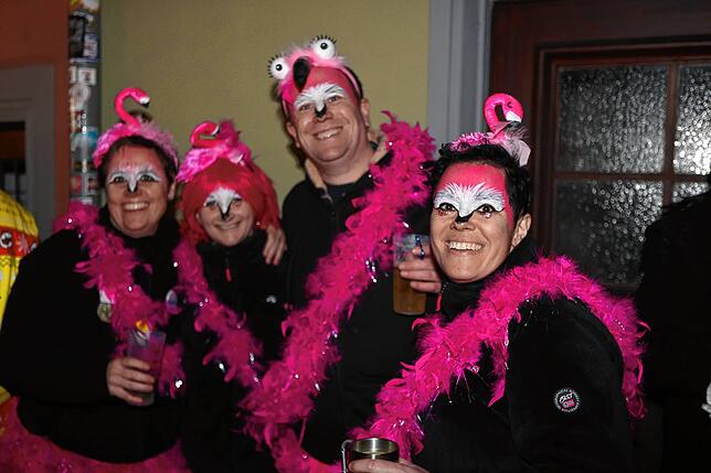 Bild 11: So glückselig wird am Rosenmontag in Konstanz weitergefeiert