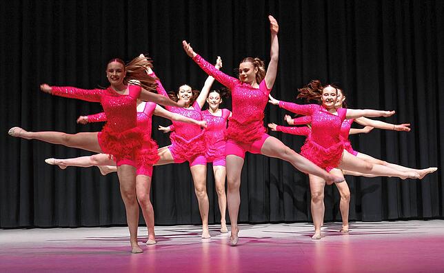 Tolle Show zwischend den vielen Ehrungen: Die Mini-Dancer des TuS Böhringen.