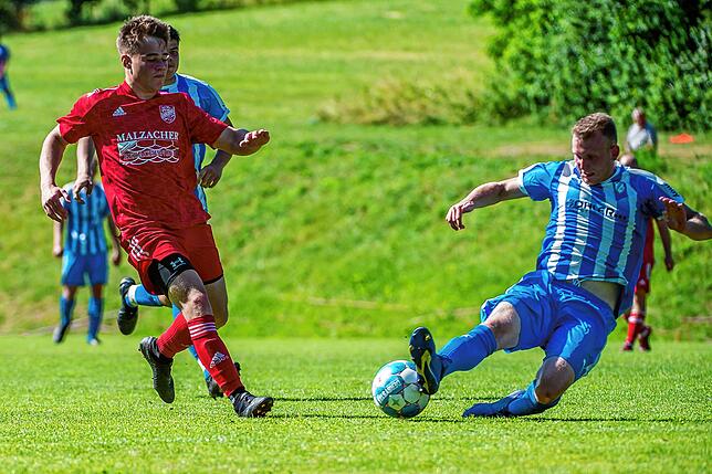 Bild 18: FC Dachsberg siegt 2:0 beim SV Berau und steigt auf &ndash; wir haben Bilder!
