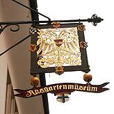 Im Rosgartenmuseum dürfen wieder Besucher die Konstanzer Geschichte erkunden. Auch das Museumscafé öffnet für Gäste.