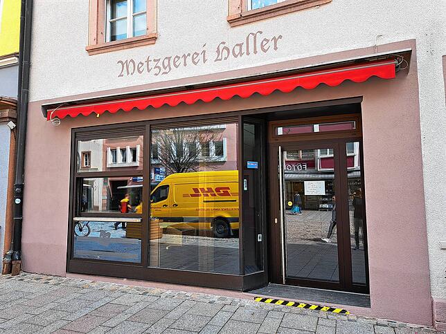 Geschlossen: Die Metzgerei Haller hat nach 17 Jahren ihre Filiale in Villingen, der ehemaligen Metzgerei Riesle in der Oberen Straße, ...