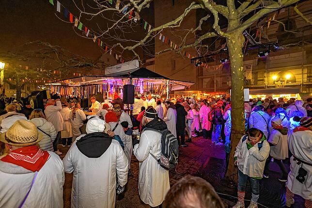 Bild 25: Fasnacht 2023 - Fotos vom Hemdglonkerumzug in Radolfzell