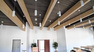 Würdiger Rahmen für künftige Beerdigungen. Die neue Aussegnungshalle in Triberg. Am Sonntag, 24. November, kann das Bauwerk von 11 bis ...