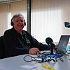 Karl-Heinz Mader, Geschäftsführer der gleichnamigen Fahrschule, in seinem digitalen Fahrschuloffice in Stockach. Er hat nichts gegen den ...