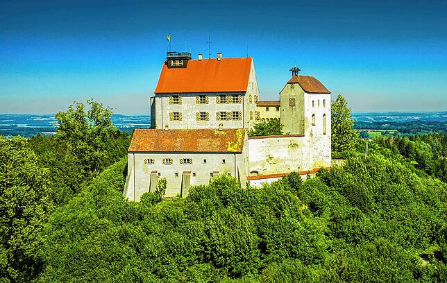 Bild 1: Seine Burg steht in Oberschwaben: Georg von Waldburg schlägt die Bauernheere nieder