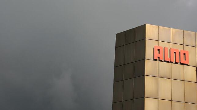 Dunkle Wolken am Stammsitz von Alno in Pfullendorf: Der insolvente Küchenbauer stellt einen Großteil seiner Mitarbeiter frei. "Wir ...