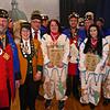 Zunftmeister Bernd Matt (links) und SNV-Präsidentin Anne-Rosel Schwarz gratulieren Bernhard Eckert, Melanie Schmid, Marc Neininger, ...