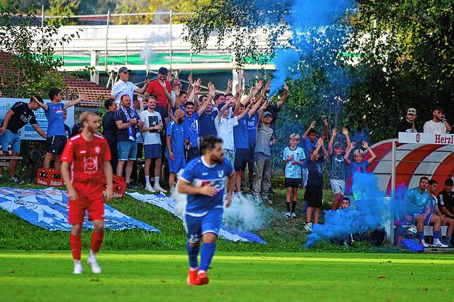 Bild 1: FC Erzingen gewinnt Pokal-Derby beim FC Grießen mit 3:0 – und wir haben Bilder!