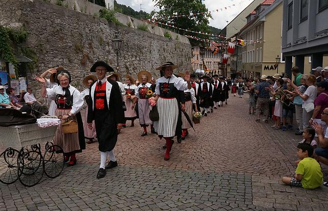Bild 18: Schwyzertagsumzug in Tiengen 7.7.19
