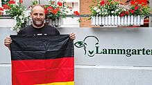 Eines der größten Public Viewings im Bodenseekreis veranstaltet Thomas Vogt für die Gäste des Lammgartens an der Uferpromenade in ...