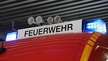 (Symbolbild) Brandgefährlich: Die Feuerwehr rückt am Sonntag, 25. August, gegen 0.30 Uhr in den Stadtteil Fürstenberg aus.