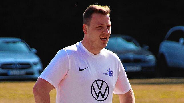 Auf Niedereschachs Spielertrainer Kevin Figl und sein Team wartet am Ostersamstag das Kreisliga A 1-Spitzenspiel gegen Verfolger FC ...