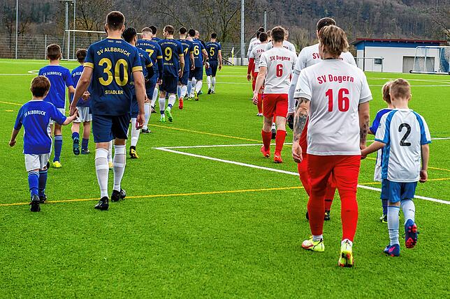 Bild 39: SV Albbruck gewinnt Derby zu seinem Jubiläum mit 4:2 gegen den SV Dogern &ndash; und wir haben Bilder!